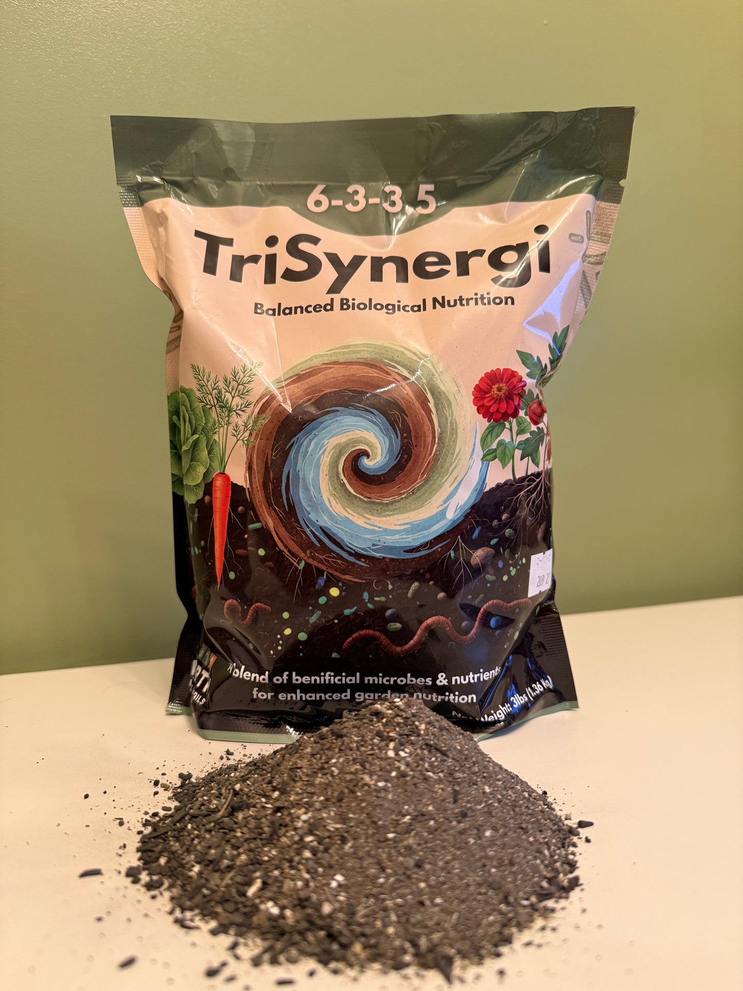 TriSynergi 6-3-3.5 Biological Garden Fertilizer with Mycorrhizae + Beneficial Bacteria (3 lb)